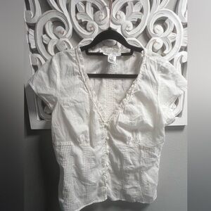 White House Black Market White cotton short sleeve top, button up